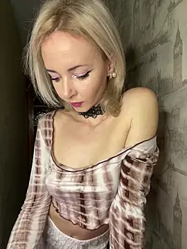 Kristina03 online show from February 11, 9:25 pm