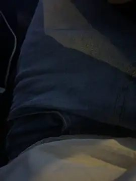 Snapshot of Big_harddick chatting on October 31, 12:40 am Big harddick online show from October 31, 12:40 am