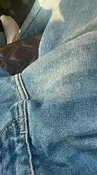 Snapshot of Big_harddick chatting on December 3, 10:12 am Big harddick online show from December 3, 10:12 am