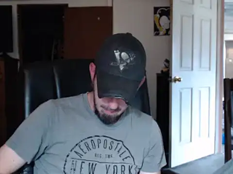 Snapshot of pensguy30 chatting on March 16, 5:50 pm pensguy30 online show from March 16, 5:50 pm