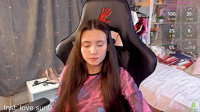 Michel Momsen online show from February 5, 5:09 pm