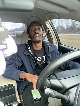 ITSONLYKENNY online show from February 10, 1:44 pm