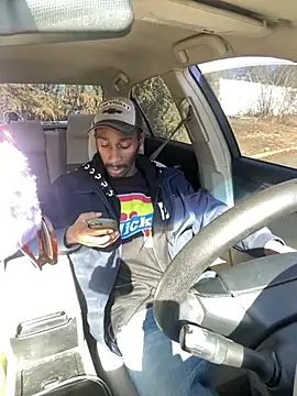 ITSONLYKENNY online show from January 28, 6:49 pm