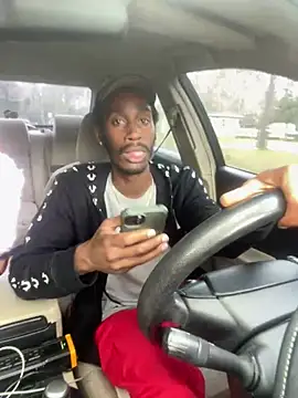 ITSONLYKENNY online show from February 13, 3:24 pm