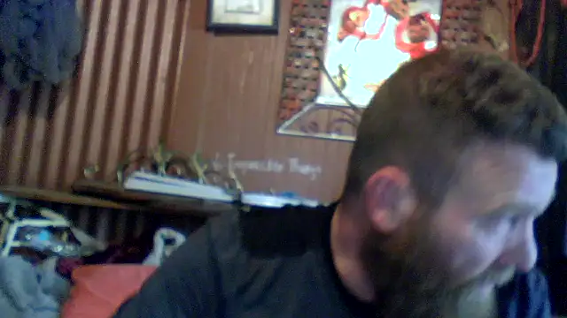 Snapshot of xXFeelsGoodXx chatting on October 6, 7:47 pm xXFeelsGoodXx online show from October 6, 7:47 pm