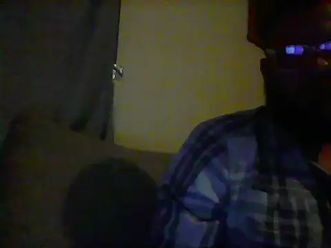 Snapshot of xXFeelsGoodXx chatting on February 15, 6:55 am xXFeelsGoodXx online show from February 15, 6:55 am
