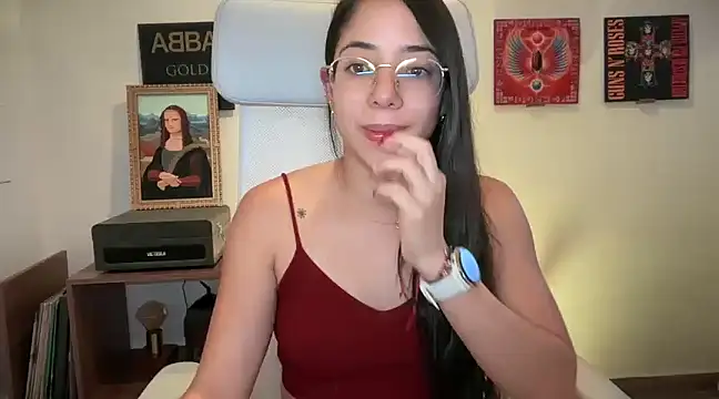 adriana  sosa  online show from March 10, 11:06 pm