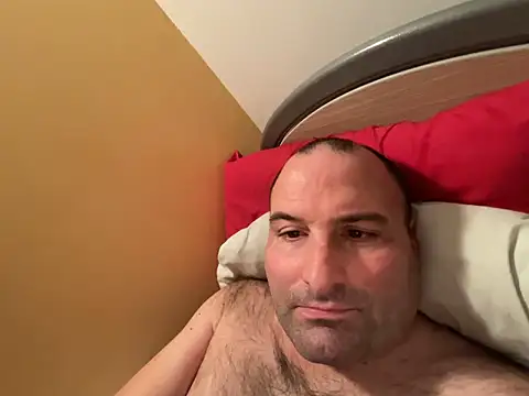 FrankTaylor66 online show from December 16, 9:19 pm