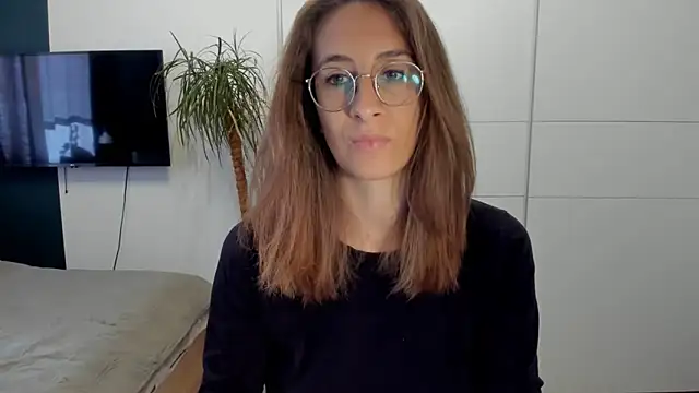 DesireMore90 online show from June 14, 3:35 pm