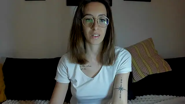 DesireMore90 online show from March 31, 9:17 pm