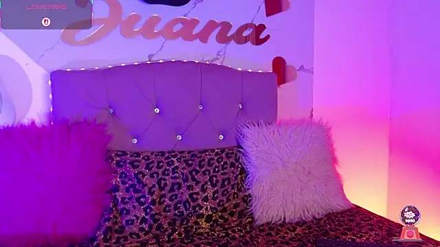 juanitared online show from June 12, 1:03 am