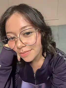 Snapshot of abbyhall_ chatting on May 6, 10:36 pm abbyhall online show from May 6, 10:36 pm