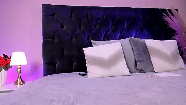 abbyhall  online show from March 13, 11:32 pm