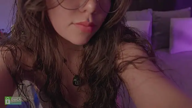 abbyhall  online show from April 1, 10:50 pm