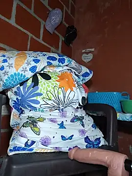 Bellota 22 Fuckme online show from June 3, 6:14 am
