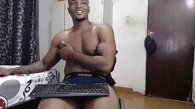 LillDamian online show from March 8, 5:33 am