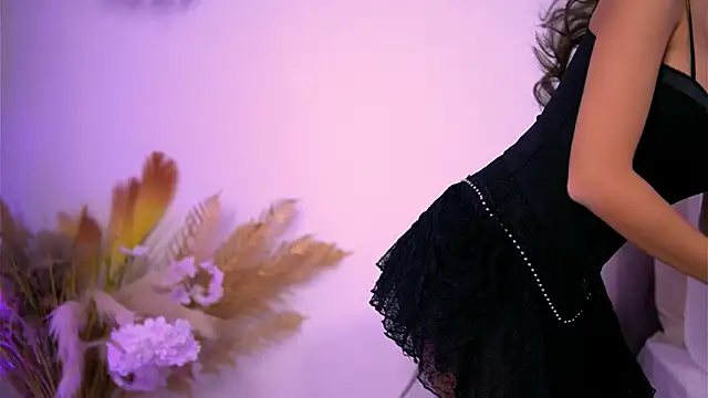 Snapshot of AnaisBellas chatting on November 4, 1:53 am AnaisBellas online show from November 4, 1:53 am