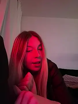 VeraSerephina online show from March 17, 12:10 am