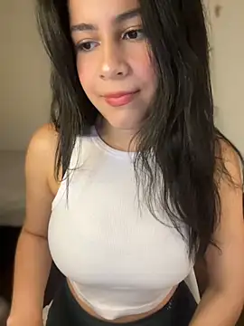 CuteKira7 online show from April 15, 3:01 am