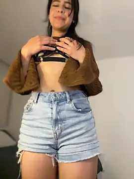 CuteKira7 online show from May 24, 3:17 am