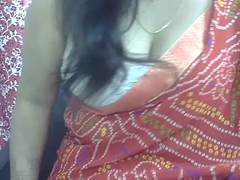 Lusty Wife1 online show from February 7, 7:33 pm