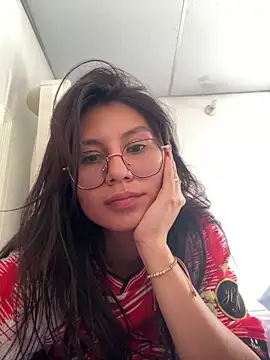 emily villamil online show from March 28, 1:23 pm