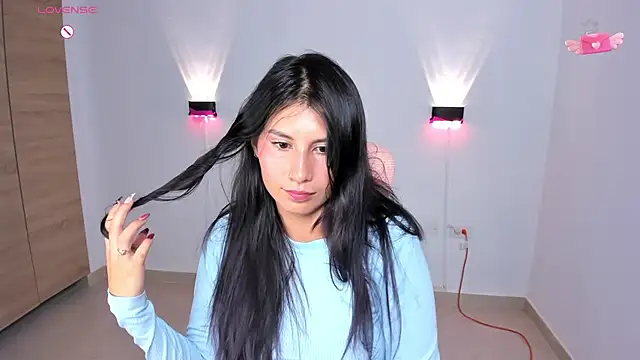 emily villamil online show from February 26, 12:09 am