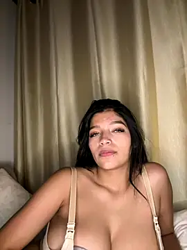 Snapshot of AgathaGeorgiou chatting on October 9, 10:32 pm AgathaGeorgiou online show from October 9, 10:32 pm