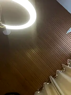 Snapshot of AgathaGeorgiou chatting on December 1, 10:21 pm AgathaGeorgiou online show from December 1, 10:21 pm