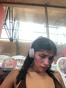 AgathaGeorgiou online show from May 18, 8:02 pm