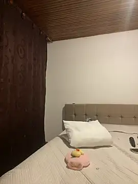 Snapshot of AgathaGeorgiou chatting on March 21, 1:45 am AgathaGeorgiou online show from March 21, 1:45 am