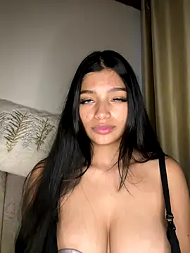 Snapshot of AgathaGeorgiou chatting on October 20, 10:43 pm AgathaGeorgiou online show from October 20, 10:43 pm