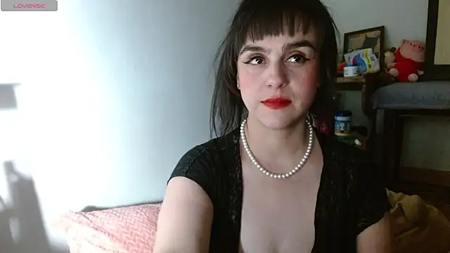 collette beaufoy  online show from November 23, 7:07 am