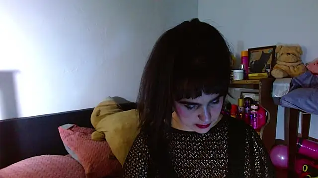 Snapshot of collette_beaufoy_ chatting on May 28, 9:17 am collette beaufoy online show from May 28, 9:17 am