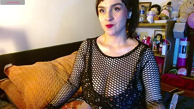 collette beaufoy  online show from January 17, 6:39 am