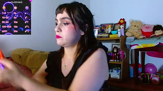 Snapshot of collette_beaufoy_ chatting on July 4, 7:15 am collette beaufoy online show from July 4, 7:15 am