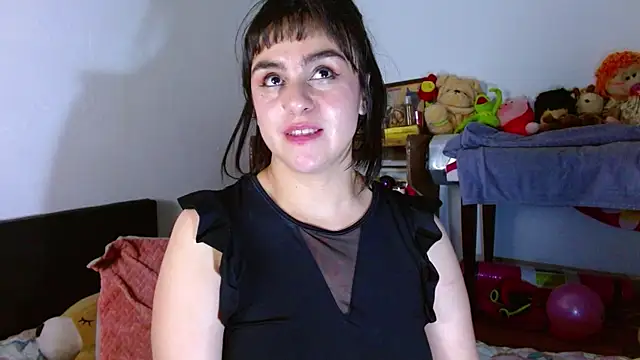 Snapshot of collette_beaufoy_ chatting on June 5, 6:52 am collette beaufoy online show from June 5, 6:52 am