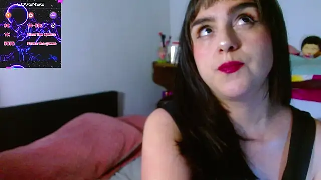 Snapshot of collette_beaufoy_ chatting on June 27, 4:29 am collette beaufoy online show from June 27, 4:29 am