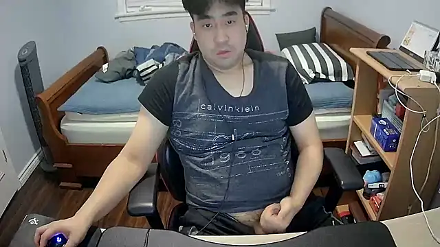 Koreanboy171 online show from February 22, 5:10 am