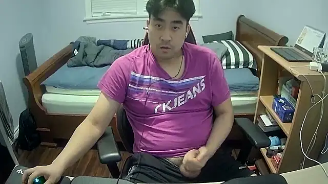 Koreanboy171 online show from February 25, 4:34 am