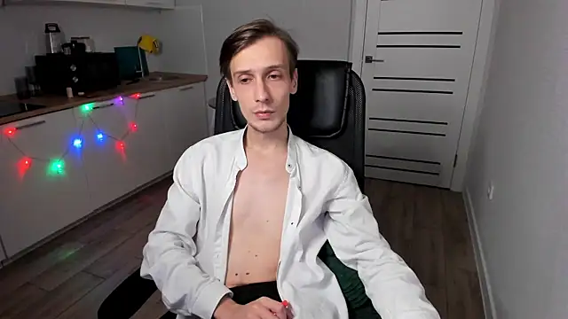 Snapshot of Rick_Reed chatting on November 13, 11:30 pm Rick Reed online show from November 13, 11:30 pm