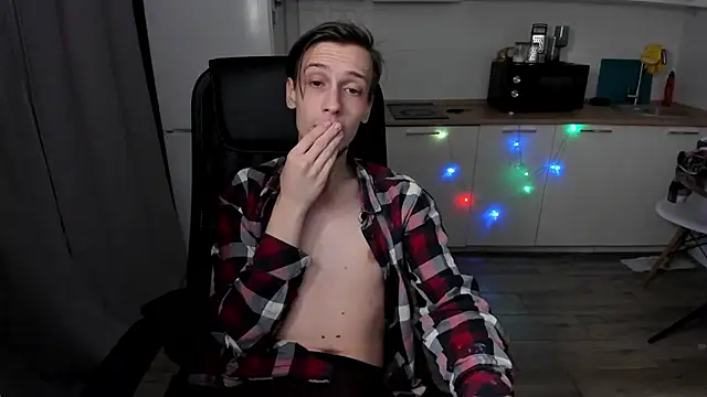 Rick Reed online show from February 8, 2:31 am