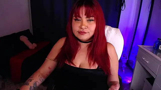 Snapshot of bad_scarlett1 chatting on September 11, 12:43 am bad scarlett1 online show from September 11, 12:43 am