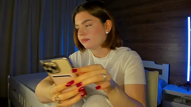 Elizabeth Hottie  online show from October 11, 11:39 pm