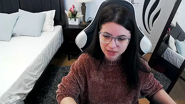 AmyPure  online show from March 31, 5:20 am