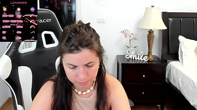 AmyPure  online show from June 26, 5:02 am