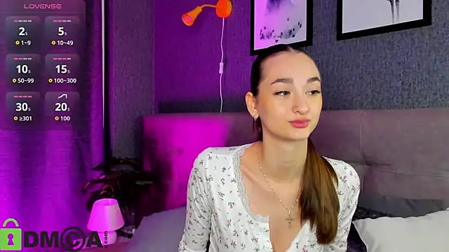 Kelly Powell online show from October 9, 3:29 am