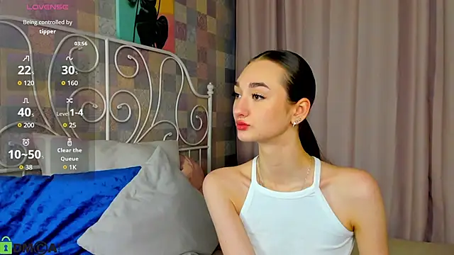 Kelly Powell online show from November 6, 9:35 am