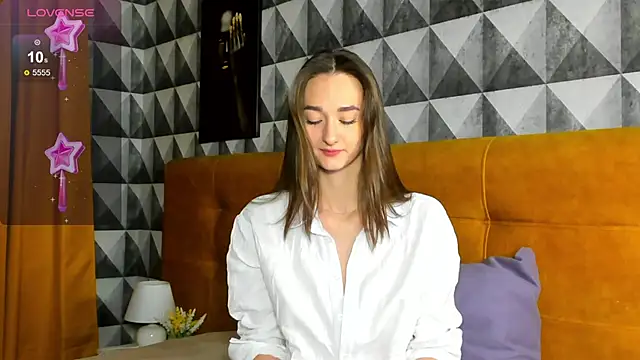 Kelly Powell online show from January 25, 2:15 am