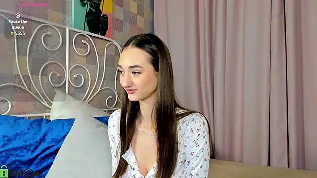 Kelly Powell online show from September 21, 2:49 am